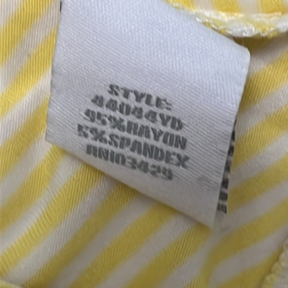 NWT Intro. Medium yellow/white stripes 3/4 sleeves BNWT NEW - Picture 6 of 7